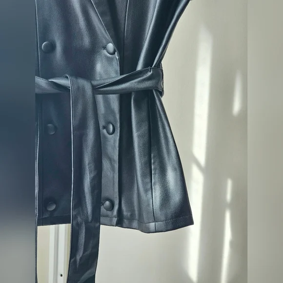 Jason Wu Black Faux Smooth Leather Vest with Belt - Picture 3 of 10